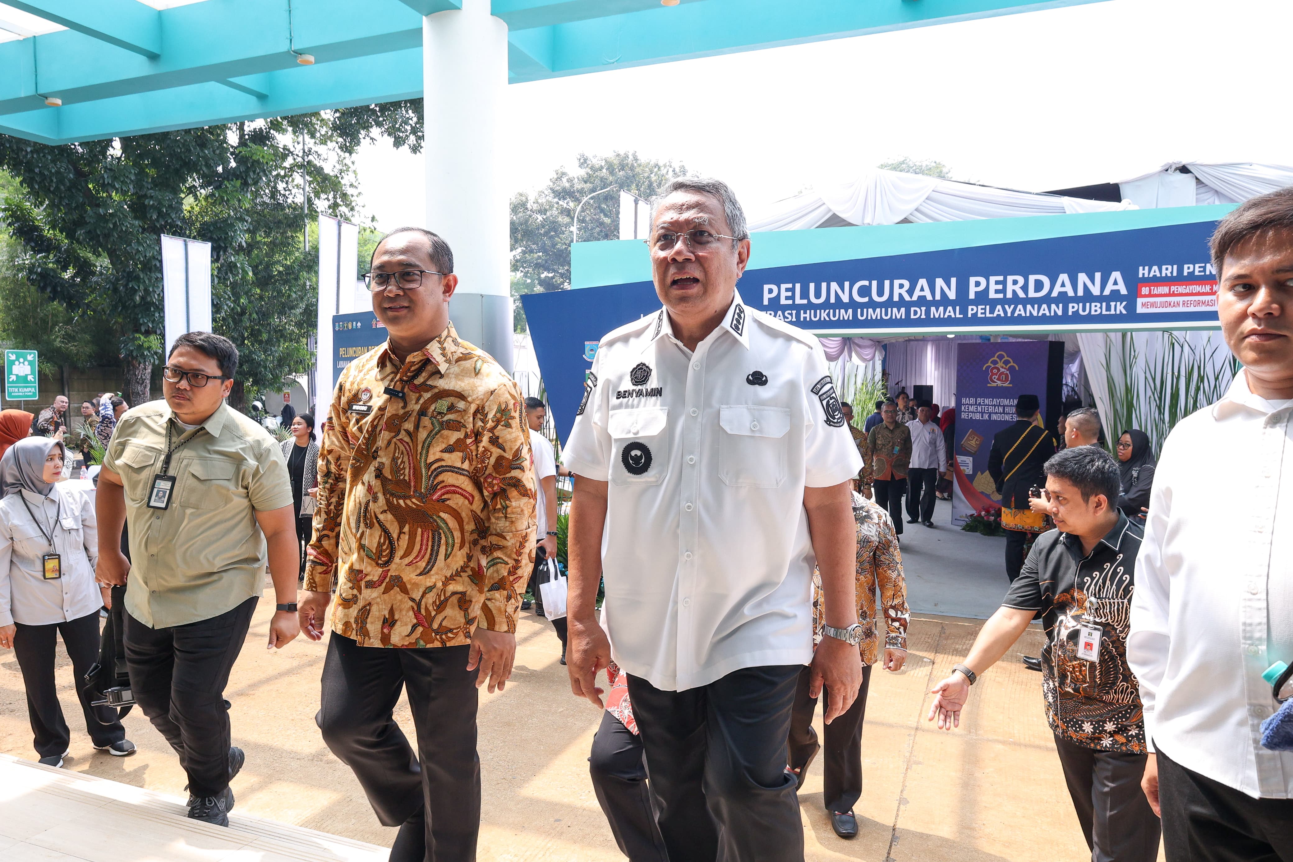 Gambar 2
