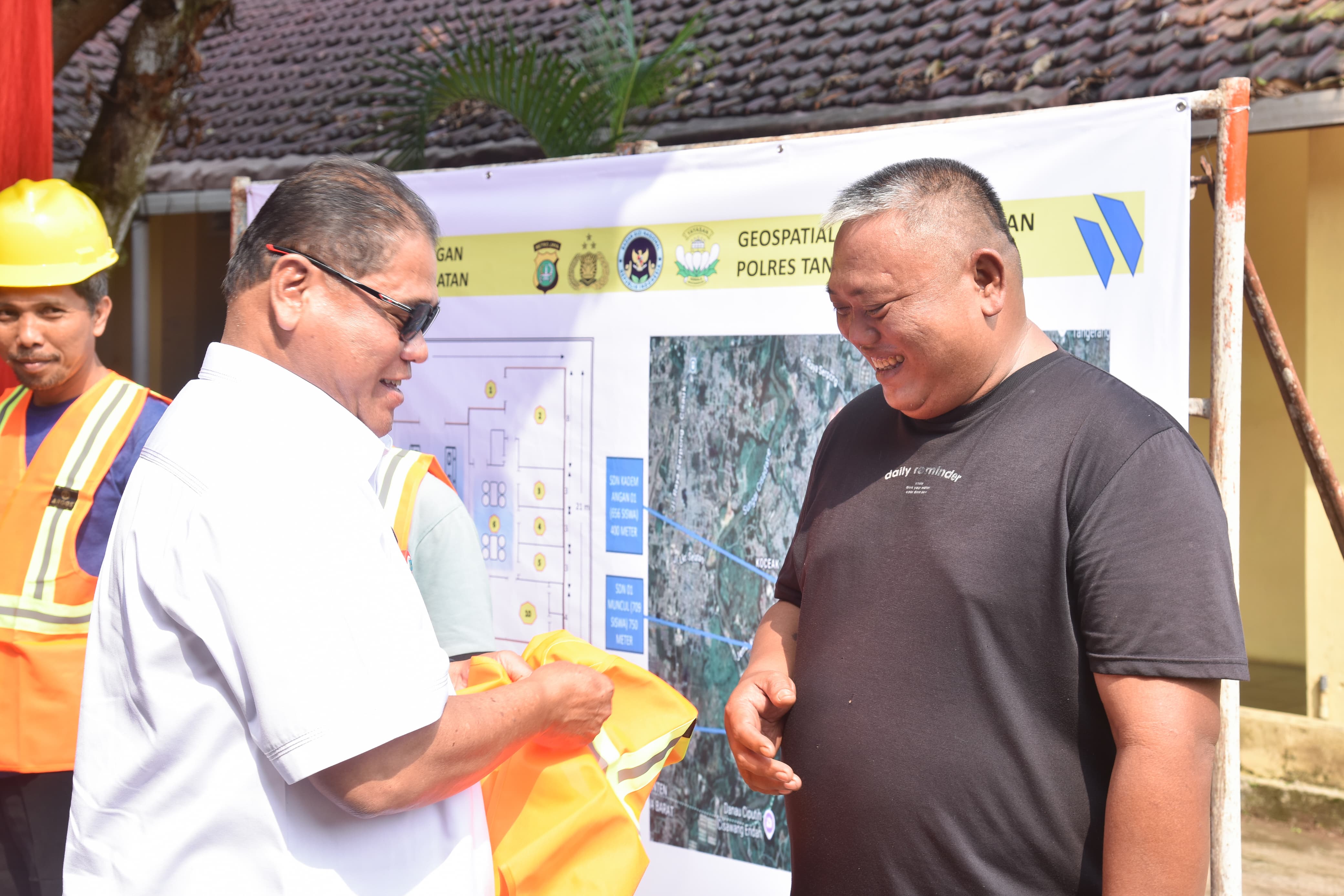 Gambar 2