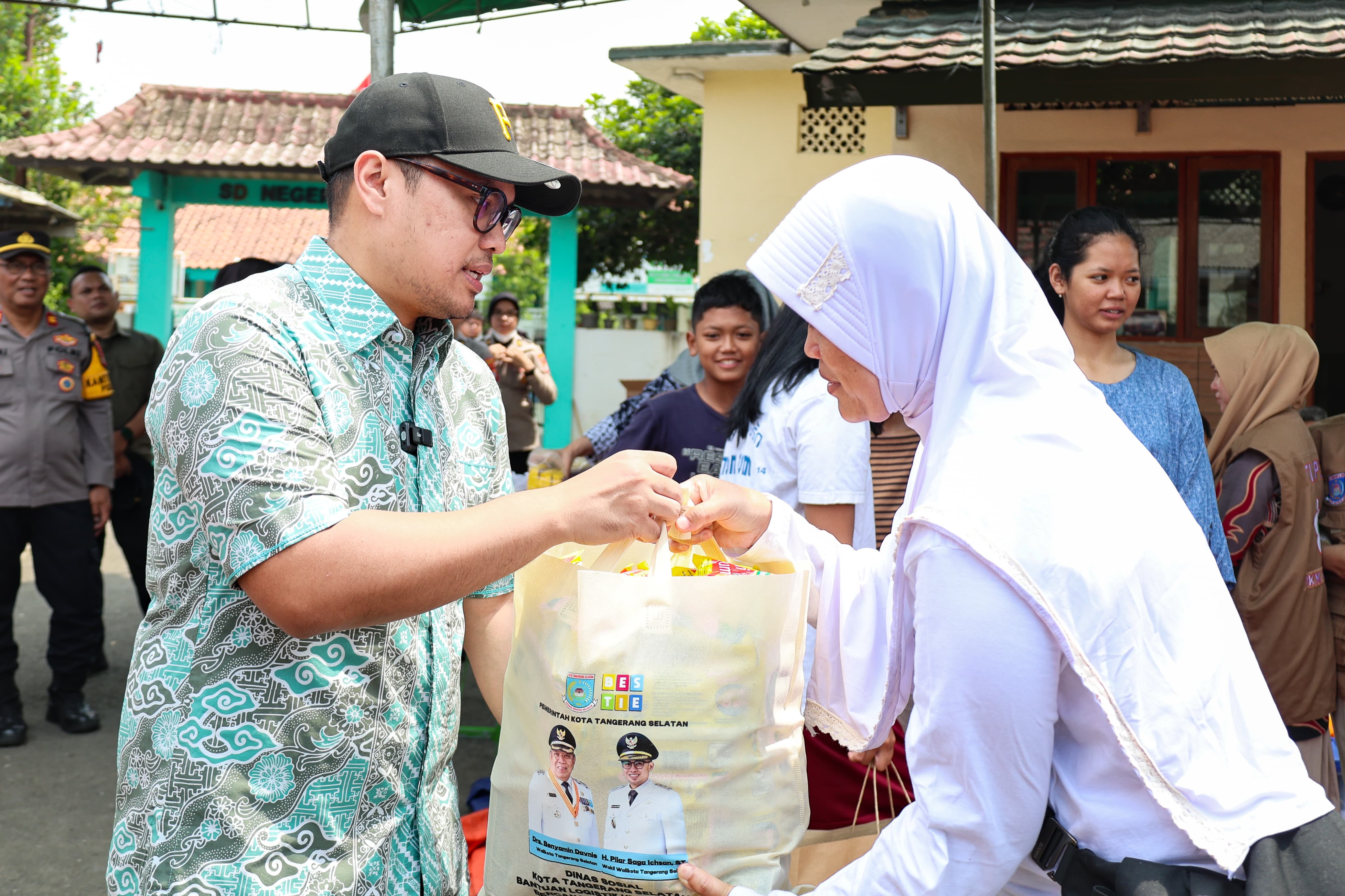 Gambar 2