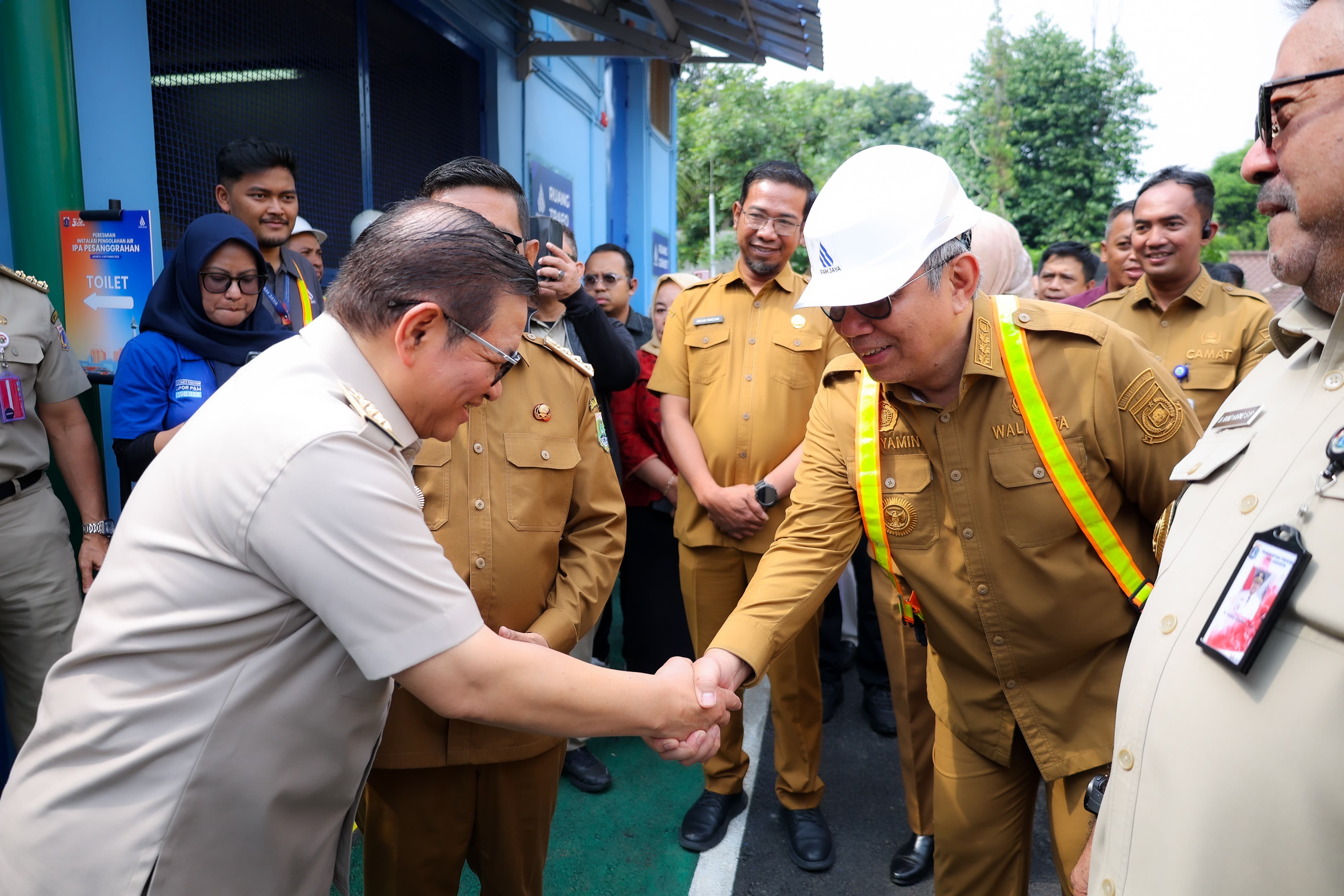 Gambar 2