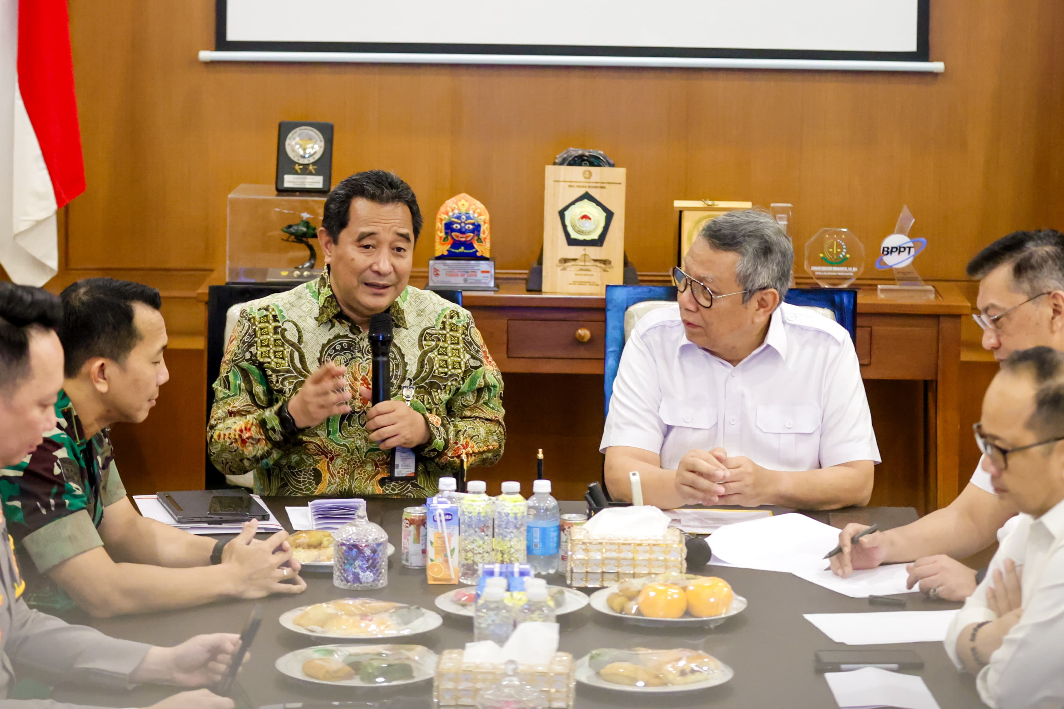 Gambar 2