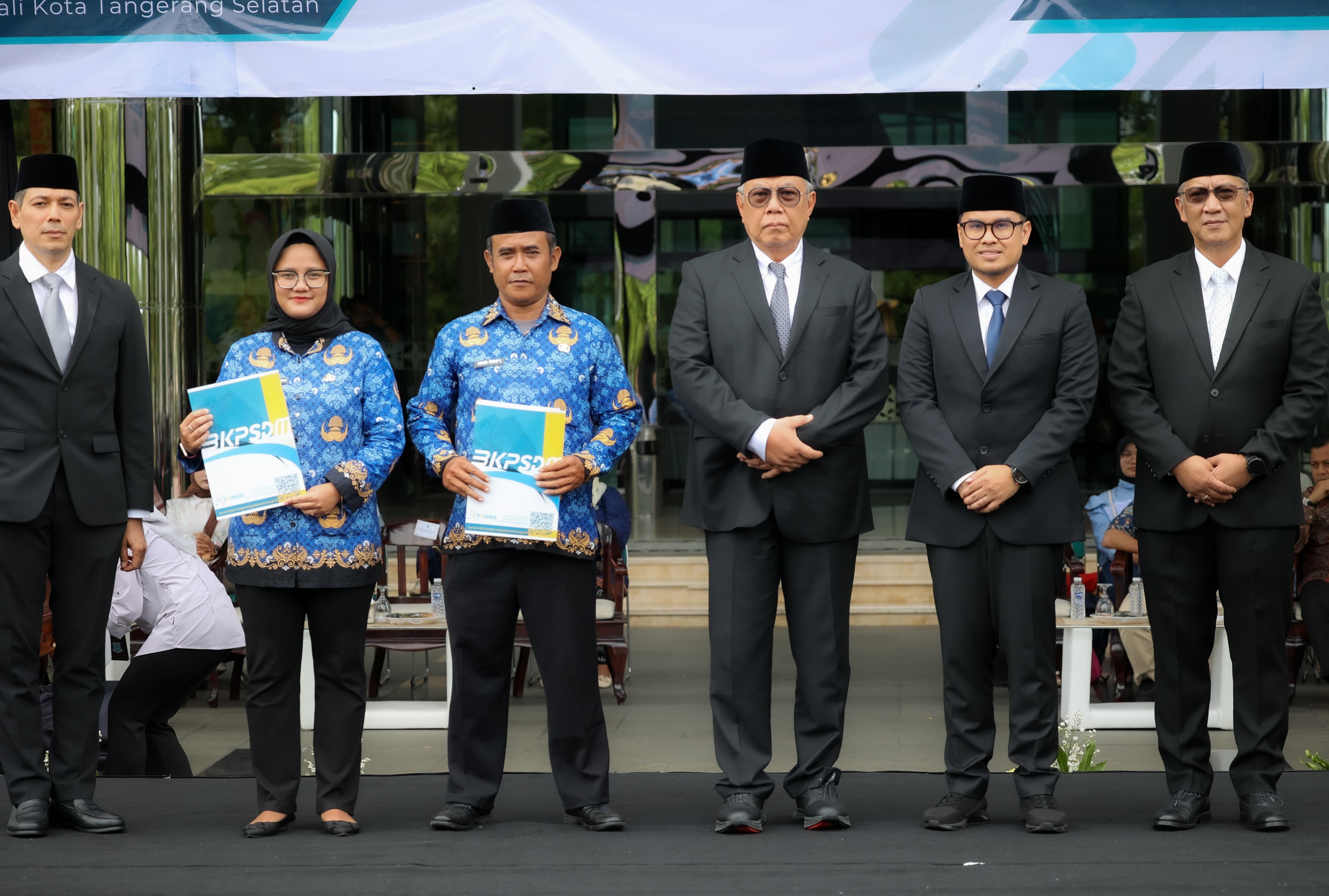 Gambar 2