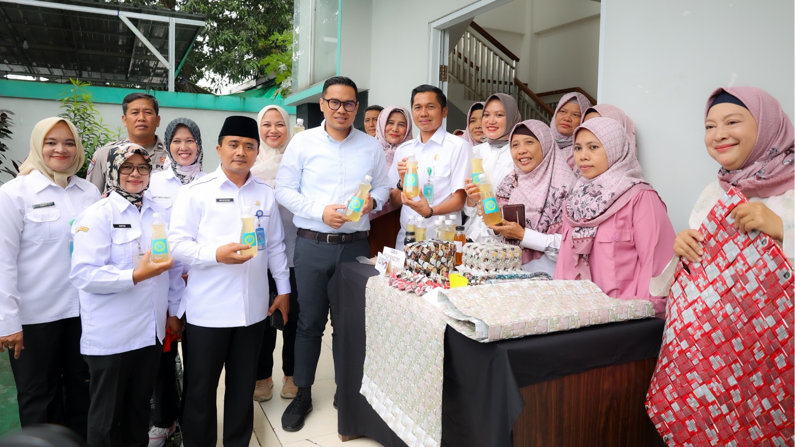Gambar 2