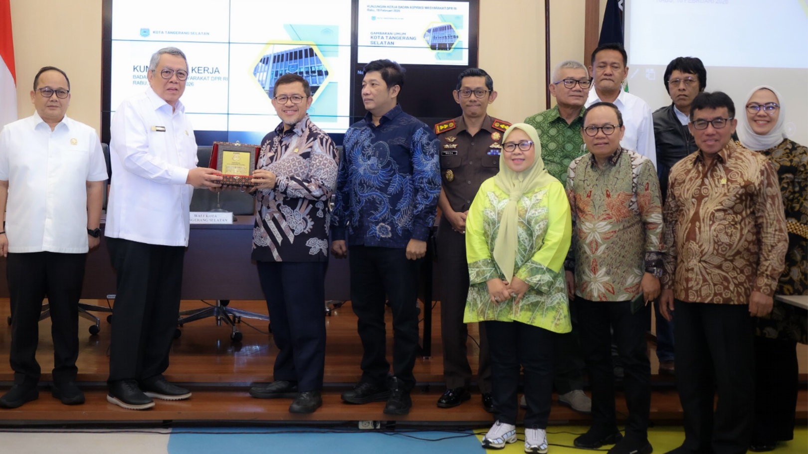Gambar 2