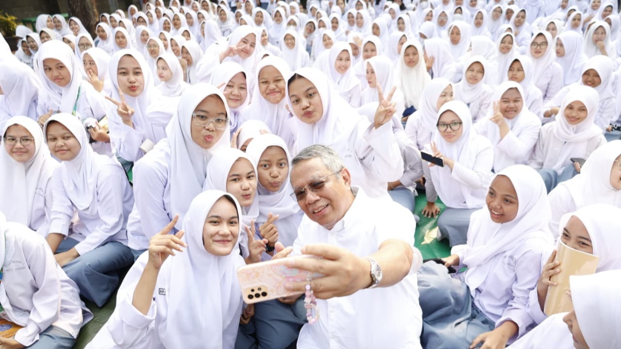 Gambar 2