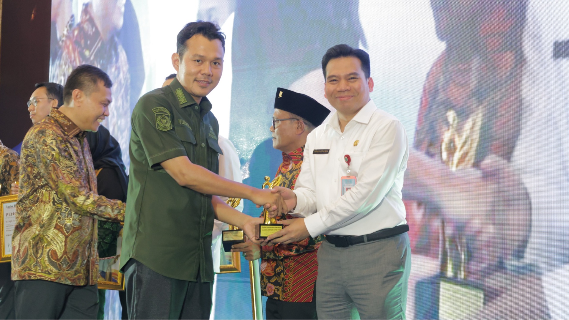 Gambar 3