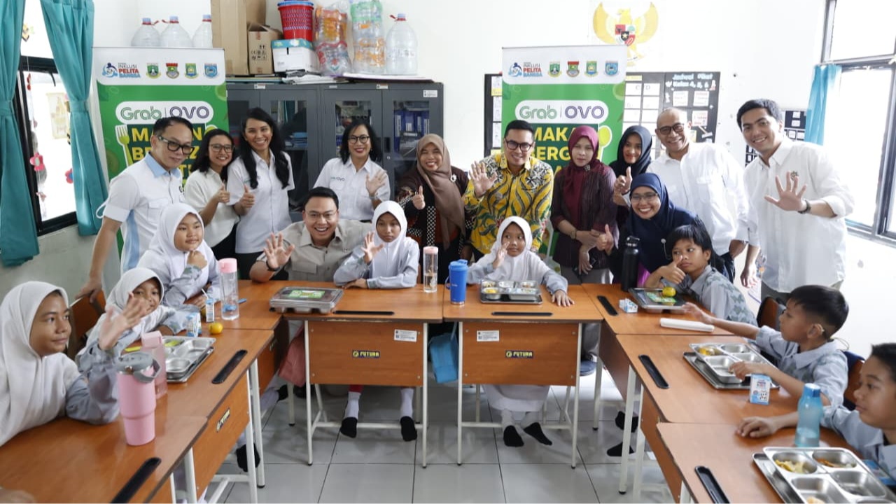 Wamenkomdigi Apresiasi Kolaborasi CSR Grab-OVO dan Pemkot Tangsel dalam Program MBG untuk Sekolah Khusus